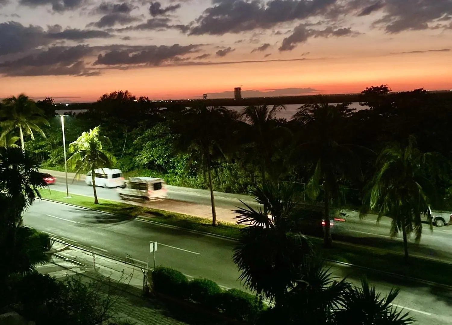 קנקון Lagoon Sunset View Entire Apartment